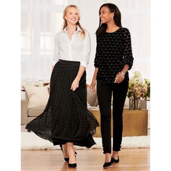 Talbots Heart  Print Velvet Blouson Top in Black Size Mp - Picture 3 of 13